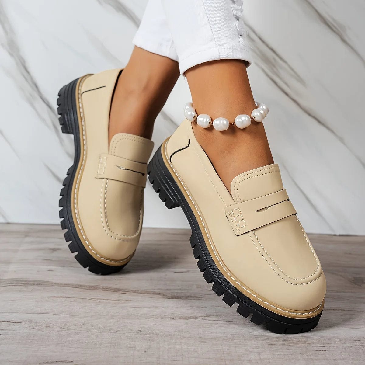 2025 New Autumn Loafers Large Size Casual British Style Shoes for Women Chunky Heel Flat Woman Shoes Retro Platform Sneakers
