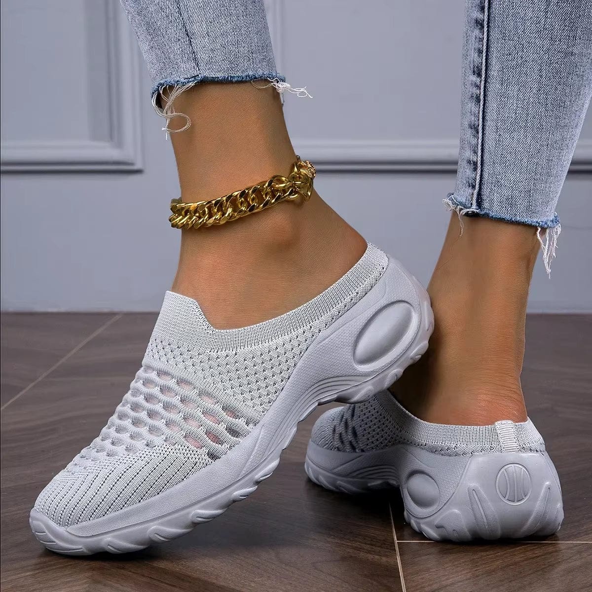 2024 Summer New Lady Mesh Orthopedic Clogs Arch Support Walking Shoes Breathable Outdoor Slippers for Women