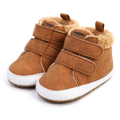 TinyTrek™: Winter Wonder Walkers for Little Explorers