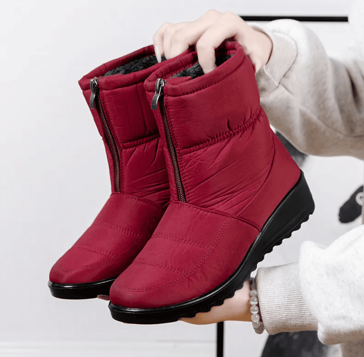 ComfortStride™: The Ultimate Fusion of Style & Comfort in Boots
