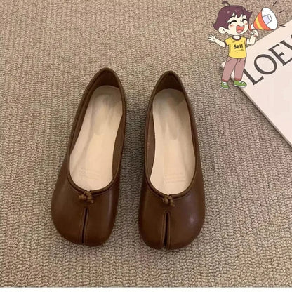 2025 Spring/Autumn Women'S Fashion Leather Toe-Separated Loafers – Flat, Breathable & Comfortable Casual Slip-On Shoes